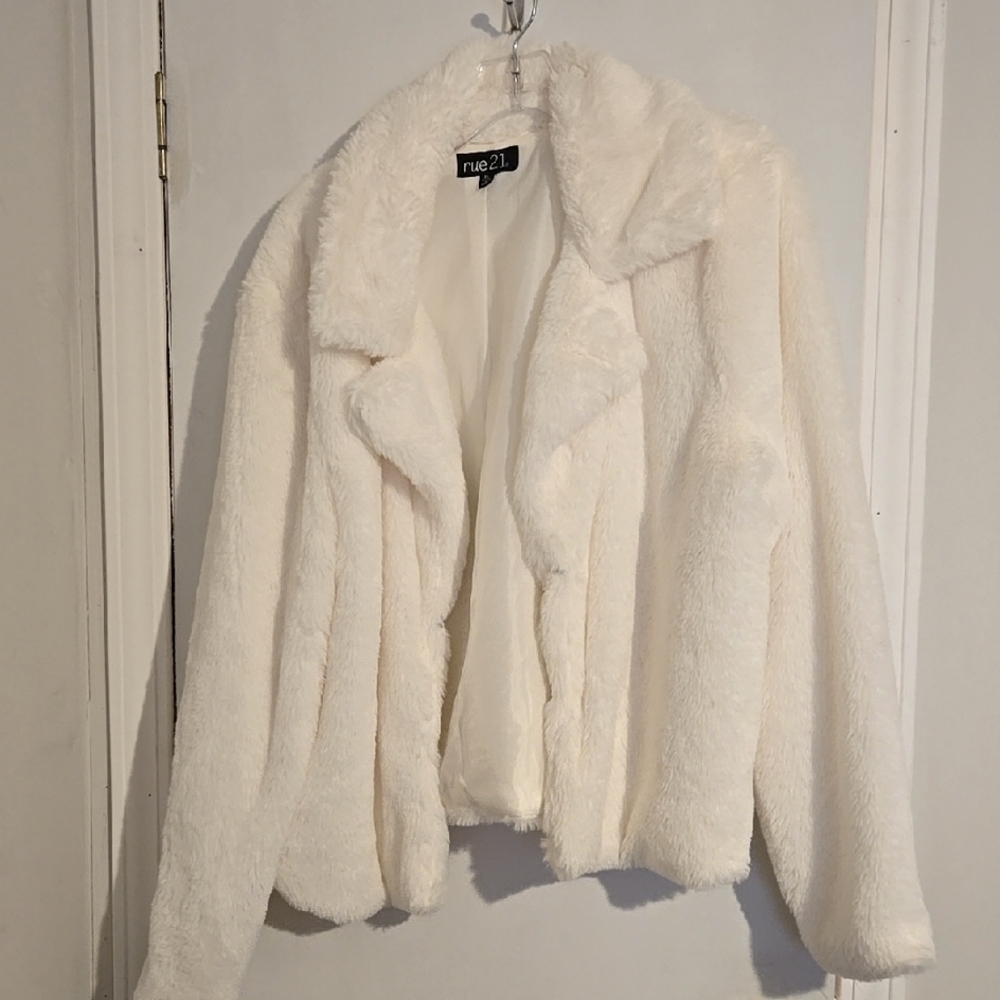 Rue21 Women's Cream Faux Fur Jacket